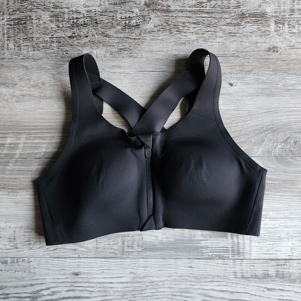 (34A) Lululemon sports bra